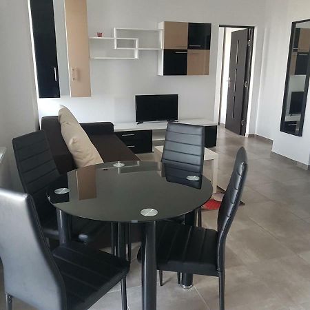 Summerhouse Apartments Mamaia Luaran gambar