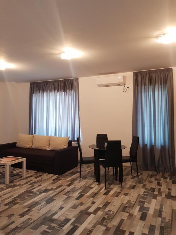 Summerhouse Apartments Mamaia Luaran gambar