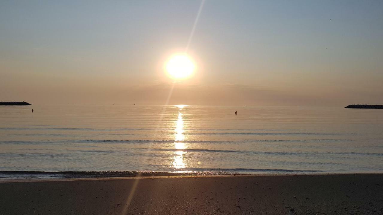 Summerhouse Apartments Mamaia Luaran gambar